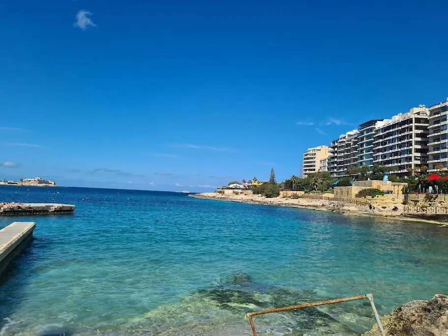 Cozy Inside.City & Beach Outside Apartment Sliema